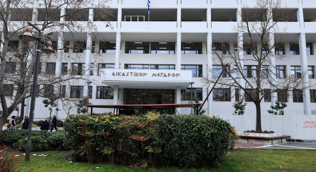 Ισόβια κάθειρξη για τον βιασμό ανήλικης θετής κόρης 